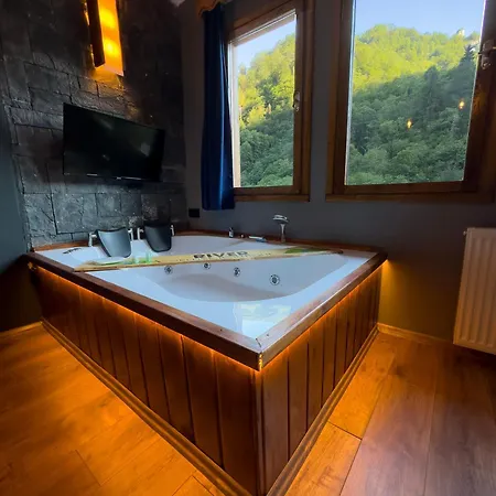 River Deluxe Çamlıhemşin